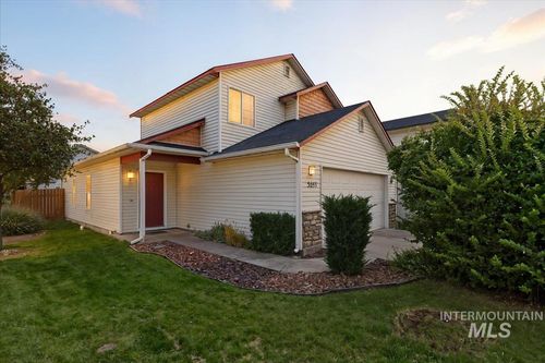 3333 W Wave Dr, Meridian, ID, 83642-1588 | Card Image