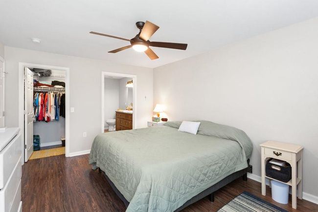 on the main level with 2 walk-in closets | Image 9