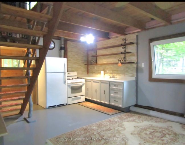 1553 Kushog Lake Rd, House other with 3 bedrooms, 1 bathrooms and 10 parking in Algonquin Highlands ON | Image 34