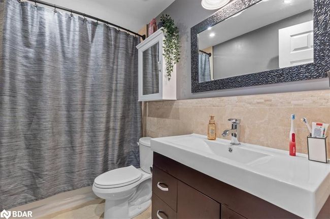 16 - 661 Childs Dr, Townhouse with 4 bedrooms, 3 bathrooms and 4 parking in Milton ON | Image 27