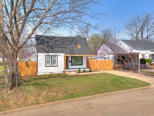 3911 E Admiral Court, Tulsa, OK, 74115 | Card Image