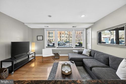 408-4840 Macarthur Blvd Nw, Washington, DC, 20007-1522 | Card Image