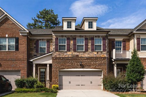 32-7028 Henry Quincy Way, Charlotte, NC, 28277-0767 | Card Image