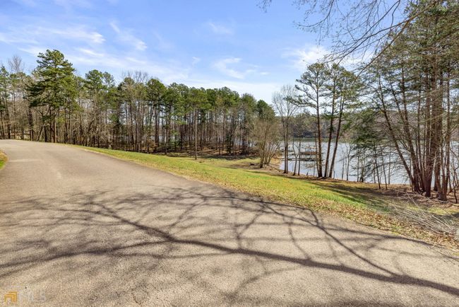 442 Shore Dr, House other with 4 bedrooms, 3 bathrooms and null parking in Dahlonega GA | Image 16