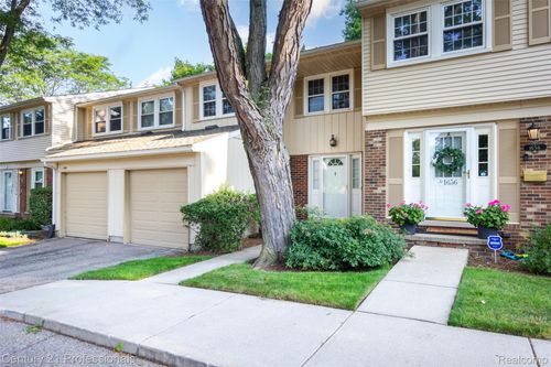 1658 Brentwood Dr, Troy, MI, 48098-2706 | Card Image