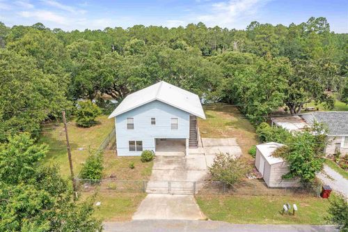 5770 Trout Bayou Cir, Milton, FL, 32583-9543 | Card Image