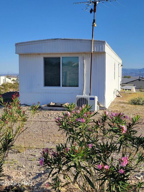 7650 N White Gate Dr, Lake Havasu City, AZ, 86404-2180 | Card Image