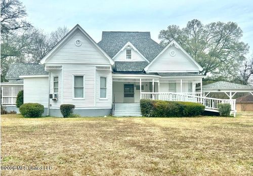 203 S Binford Ave, Duck Hill, MS, 38925-9547 | Card Image