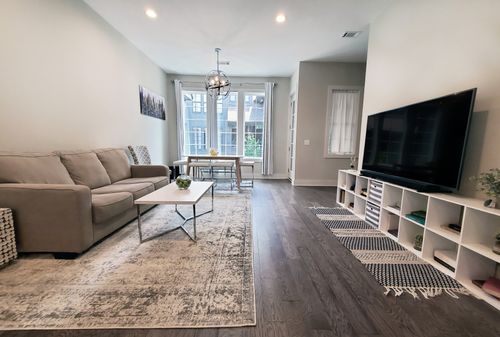 unit-4-2021 Beech Ave, Nashville, TN, 37204-2162 | Card Image