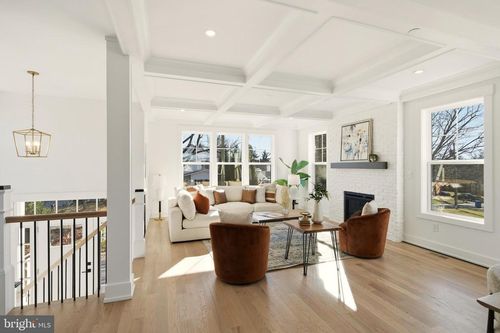 204 Third Ave, NEWTOWN SQUARE, PA, 19073-4536 | Card Image