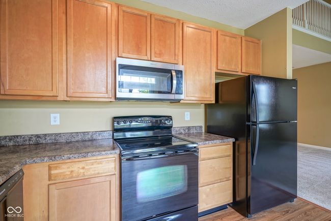 10944 Perry Pear Dr, Condo with 2 bedrooms, 3 bathrooms and null parking in Zionsville IN | Image 15