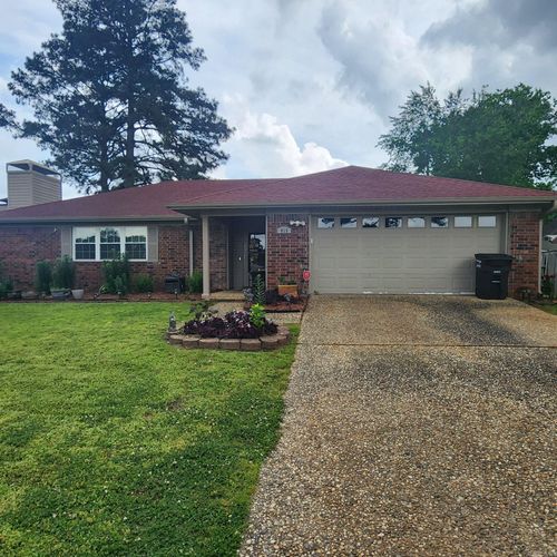 615 E Martin St, Jacksonville, AR, 72076-3411 | Card Image