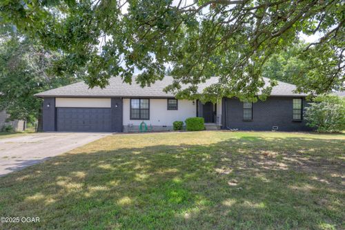 803 Briarbrook Dr, Carl Junction, MO, 64834-9573 | Card Image