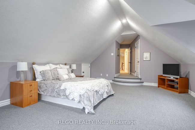 2191 Hidden Valley Cres, House other with 1 bedrooms, 4 bathrooms and 10 parking in Kitchener ON | Image 25