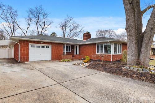 41 Brookside Ave, Old Bridge, NJ, 08857-3828 | Card Image