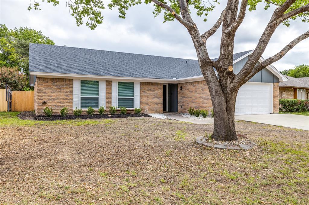 Hallmark St, Grand Prairie, TX 75052