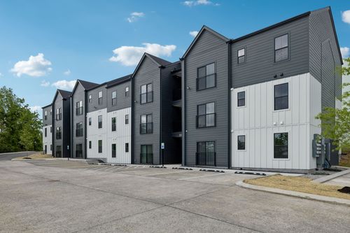 304-3000 Edwin Way, Nashville, TN, 37207 | Card Image