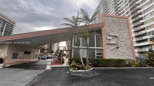 5-2001 S Ocean Dr, Hallandale Beach, FL, 33009-6600 | Card Image