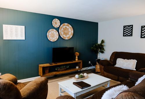 919 Nightingale St, Ironwood, MI, 49938-1129 | Card Image