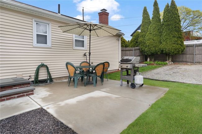 70 Silver Spring Ave, House other with 3 bedrooms, 1 bathrooms and 6 parking in Riverside RI | Image 39