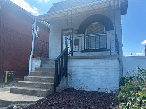 3267 Morganford Rd, Saint Louis, MO, 63116-1830 | Card Image