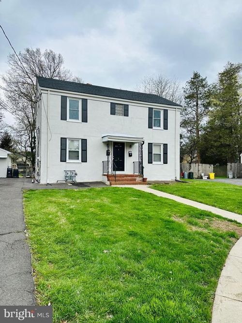 1-1 Marion Ct, Ewing, NJ, 08618-2402 | Card Image