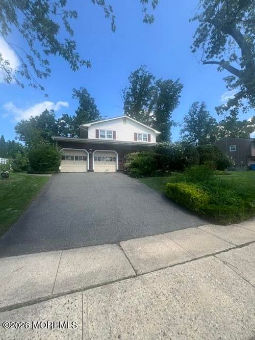 37 Jensen Rd, Sayreville, NJ, 08872-1967 | Card Image