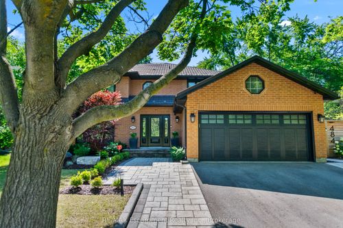 484 Aspen Forest Dr, Oakville, ON, L6J6H7 | Card Image