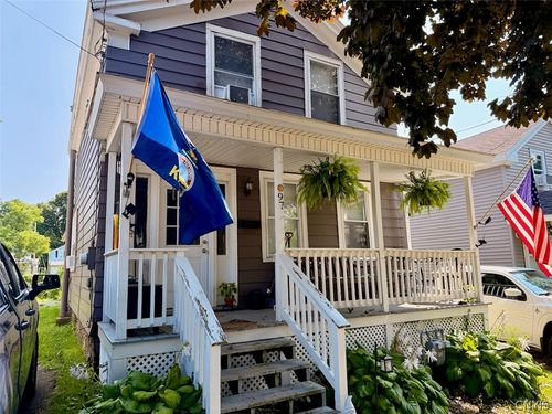 97 Ontario St, Oswego, NY, 13126-1457 | Card Image