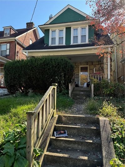 5612 Forbes Ave, House other with 5 bedrooms, 3 bathrooms and 1 parking in Squirrel Hill PA | Image 1