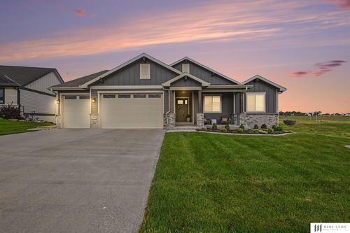 11976 S 118th Ave, Papillion, NE, 68046-5040 | Card Image