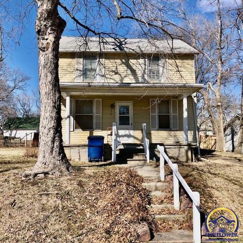 304 Hamilton St, Oskaloosa, KS, 66066 | Card Image