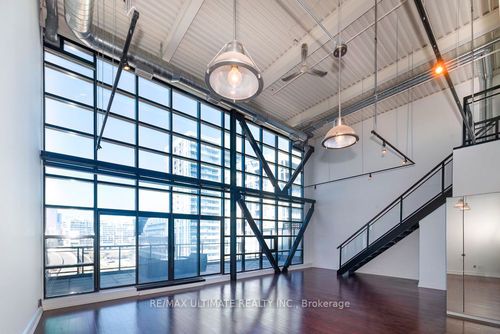 ph-604-68 Broadview Avenue, Toronto, ON, M4M2E6 | Card Image