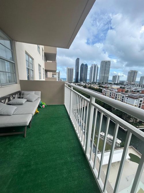 apt-1702-250 174th St, Sunny Isles Beach, FL, 33160-3351 | Card Image