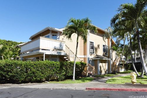 26s-585 Mananai Pl, Honolulu, HI, 96818-5320 | Card Image