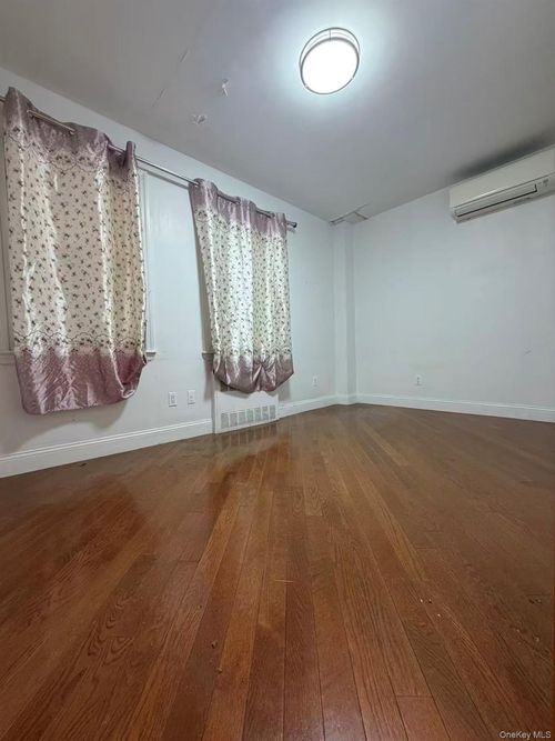 3810 Neptune Ave, Brooklyn, NY, 11224-1328 | Card Image