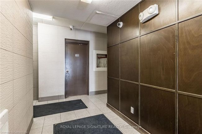 101 - 253 Lester St, House attached with 5 bedrooms, 2 bathrooms and null parking in Waterloo ON | Image 8