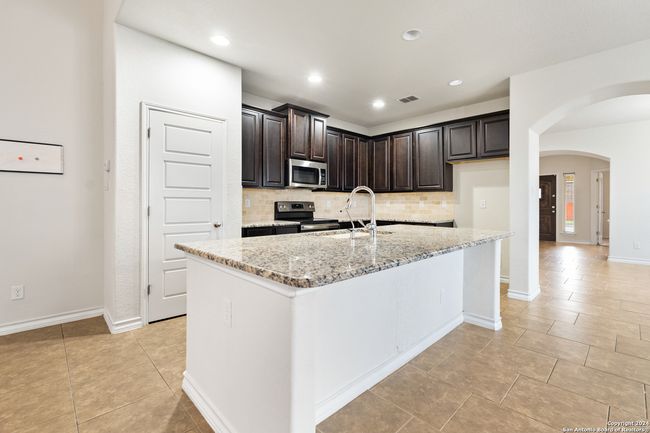 412 Morgan Run, House other with 5 bedrooms, 4 bathrooms and null parking in Cibolo TX | Image 12