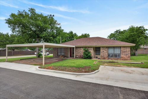 603-601-603 Clay St, Glen Rose, TX, 76043-5215 | Card Image