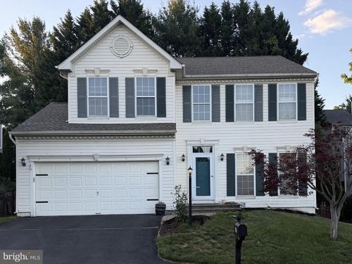 929 N York Dr, DOWNINGTOWN, PA, 19335-3164 | Card Image