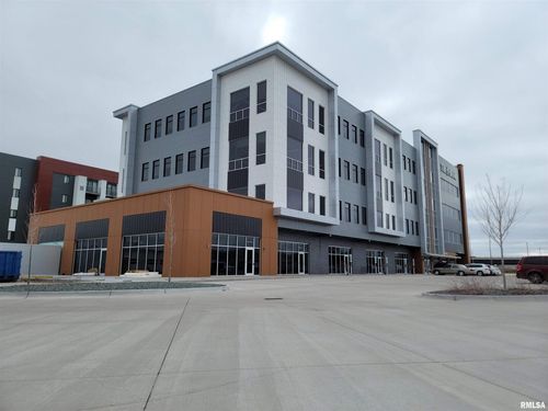 103-1521 Grant St, Bettendorf, IA, 52722-4949 | Card Image