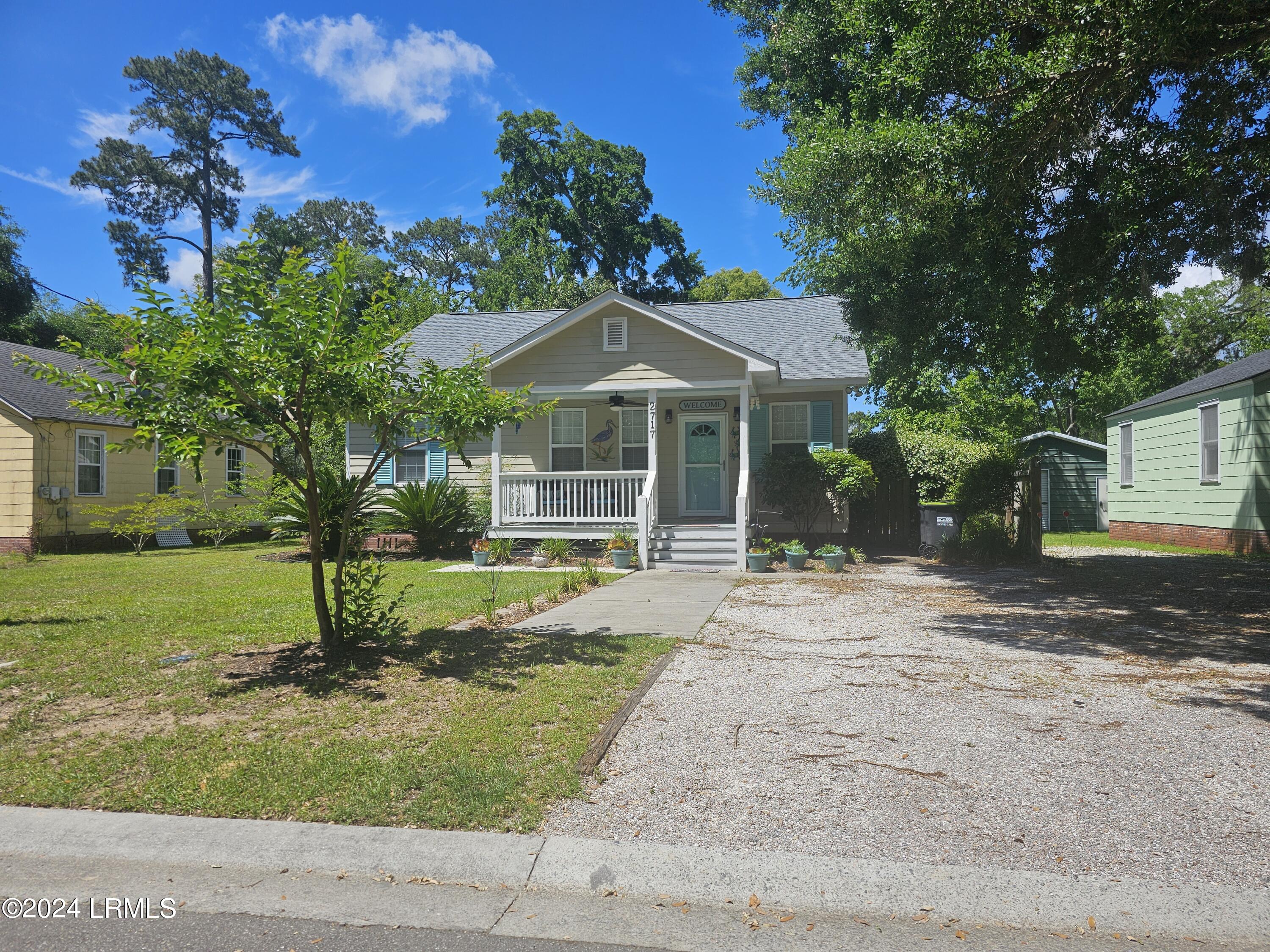 Oaklawn St, Beaufort, SC 29902