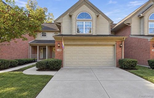 110 Village Place Dr, Chelsea, MI, 48118-1439 | Card Image