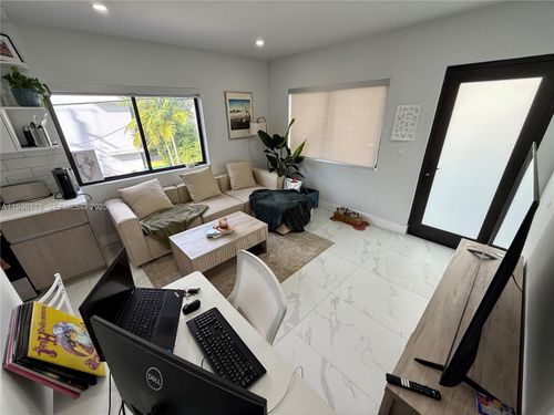 apt-16-944 Jefferson Ave, Miami Beach, FL, 33139-8341 | Card Image