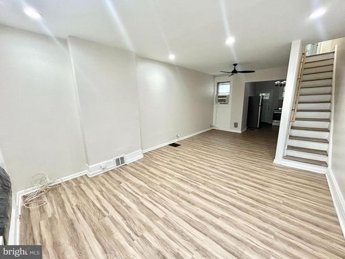 1303 W Silver St, PHILADELPHIA, PA, 19132-2718 | Card Image