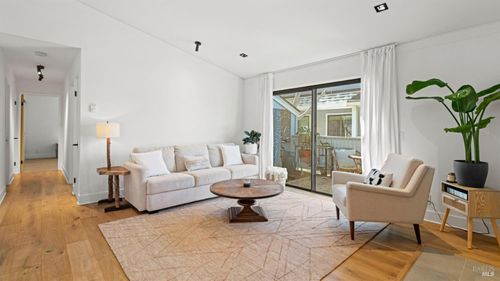 34 Schooner Ct, Richmond, CA, 94804-4519 | Card Image