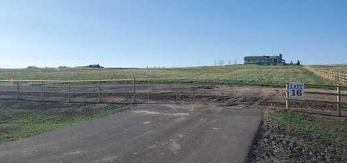 48033 295 Avenue E, De Winton, AB, T0L0X0 | Card Image