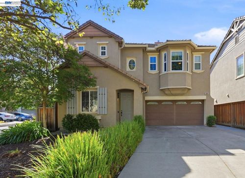 3910 Hidden Grove Ln, Concord, CA, 94519-1161 | Card Image