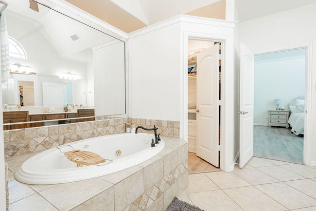 12176 Livingston Way, House other with 4 bedrooms, 4 bathrooms and null parking in Forney TX | Image 31
