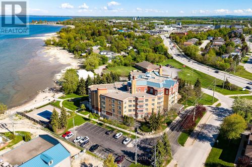 404-16 Raglan St, Collingwood, ON, L9Y4Y2 | Card Image